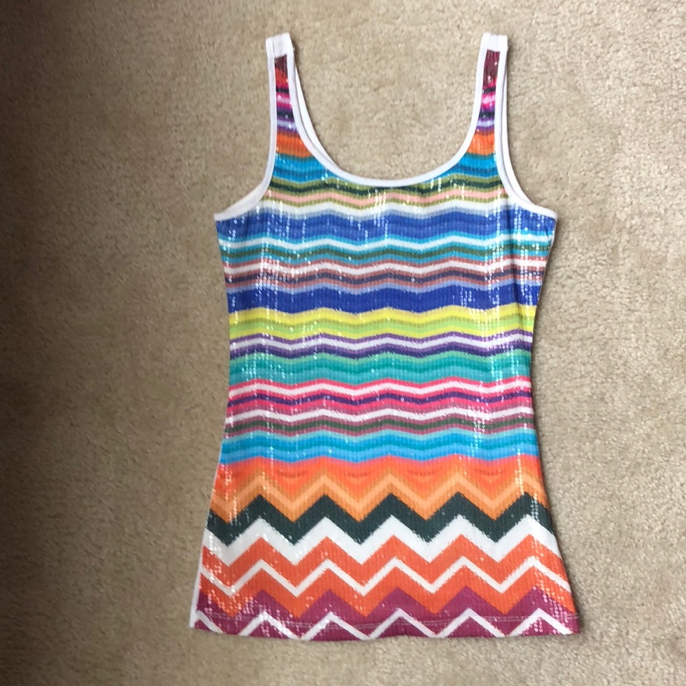 Comfortable sleeveless shirt.